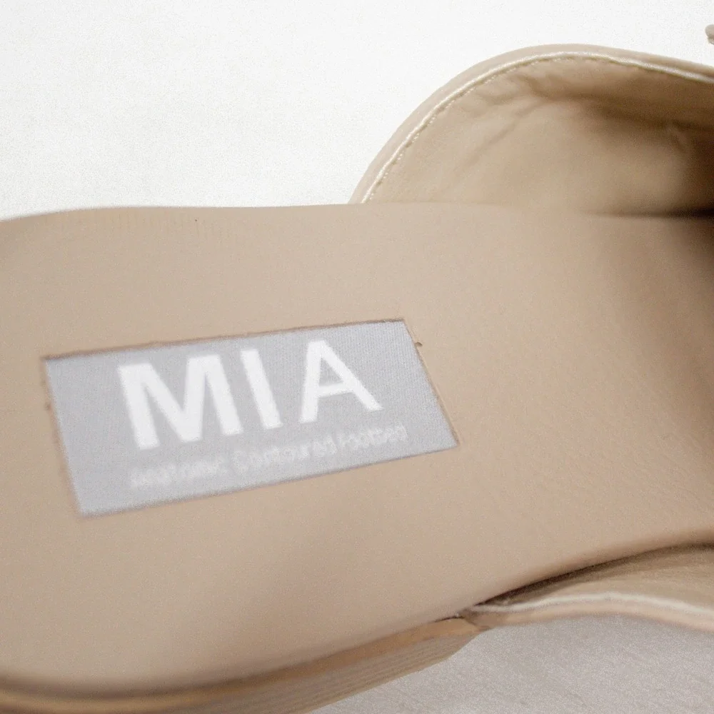 MIA Milia Beige Loafer Mule Women's Size 8 Slip-On Neutral Capsule Wardrobe Shoe